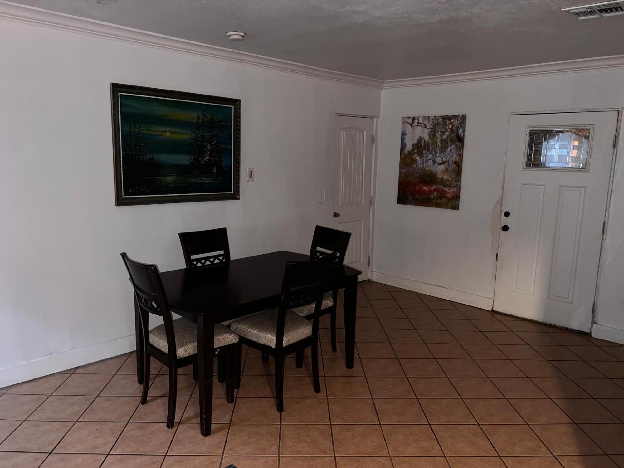 Secluded Downtown 3 Bedroom Phoenix